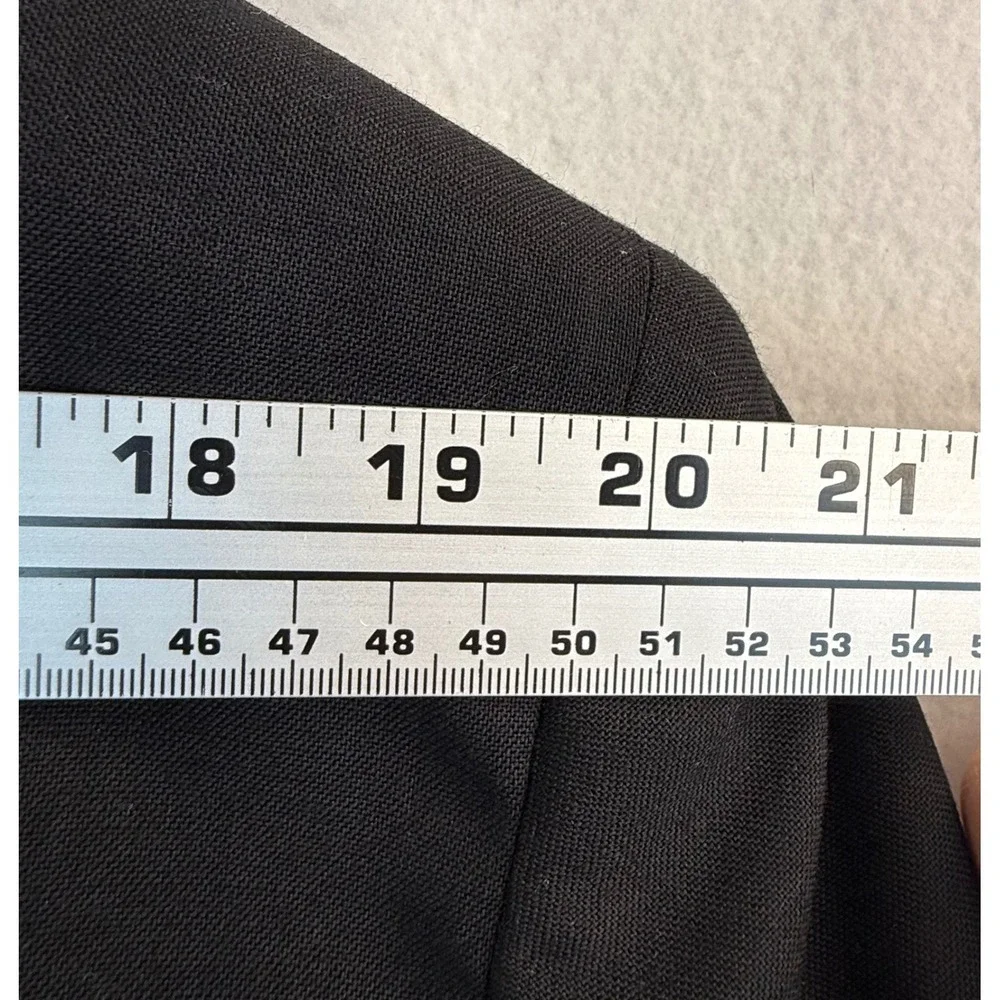 Jos A Bank Tuxedo Black 46R Wool Satin Trim Pleated Pant *Pin hole in lapel